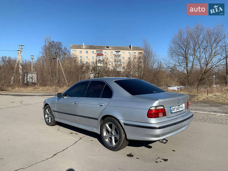 Bmw 5 series (1999)