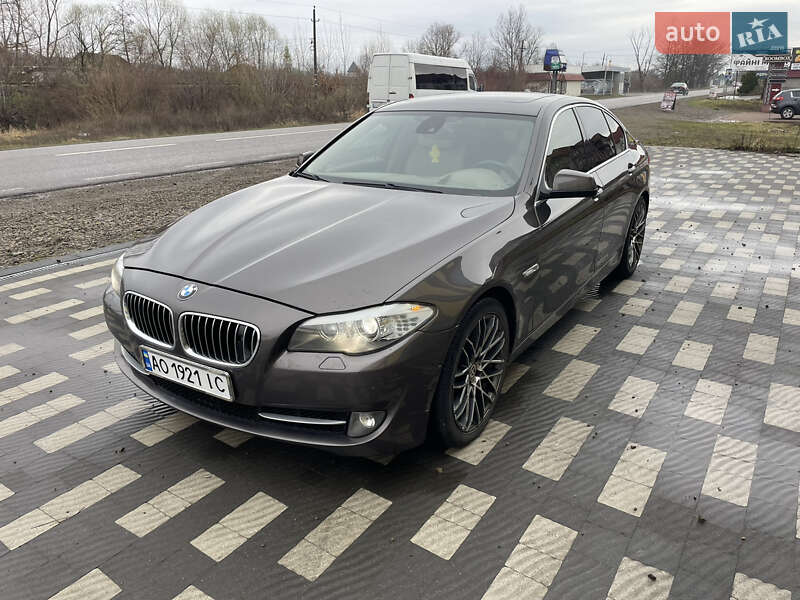Bmw 5 series (2011)