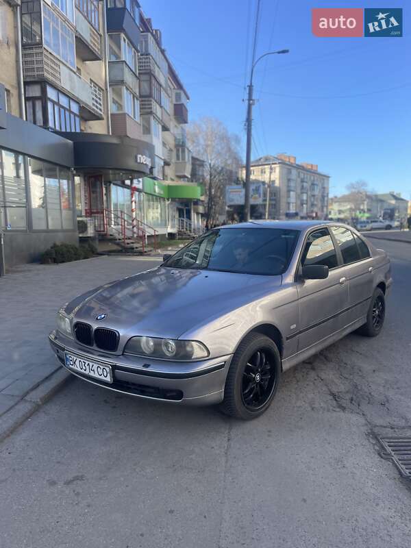 Bmw 5 series (1999)