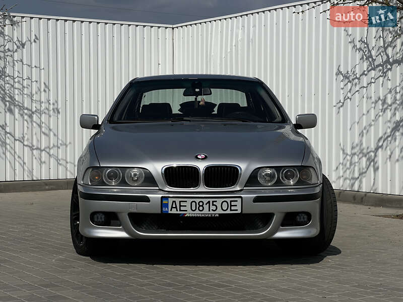 Bmw 5 series (2001)