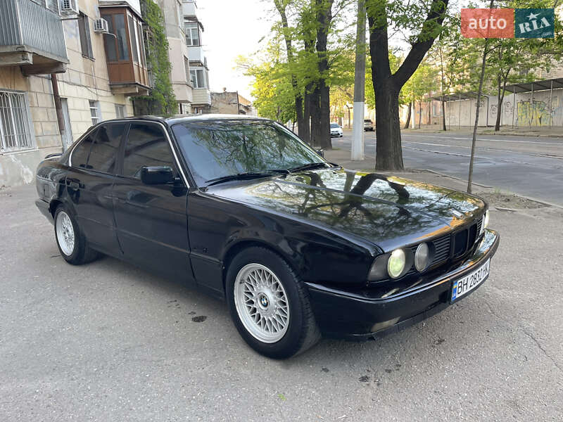 Bmw 5 series (1992)