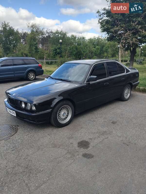 Bmw 5 series (1990)
