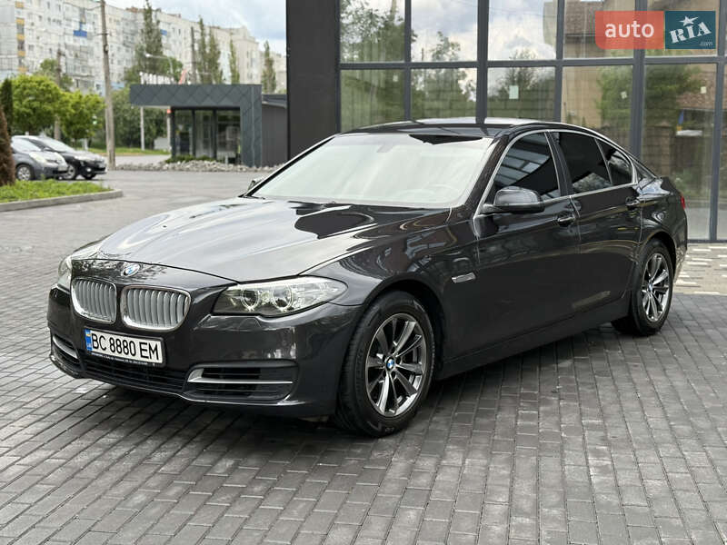 Bmw 5 series (2016)