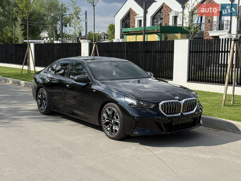Bmw 5 series (2024)