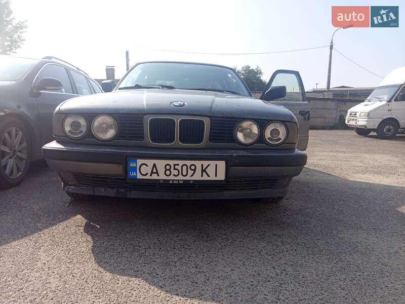 Bmw 5 series (1992)