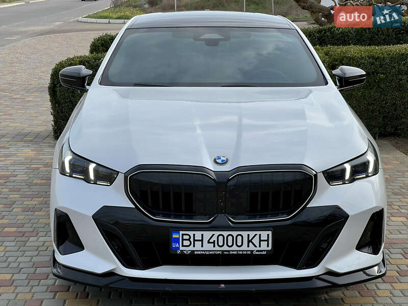 Bmw 5 series (2023)