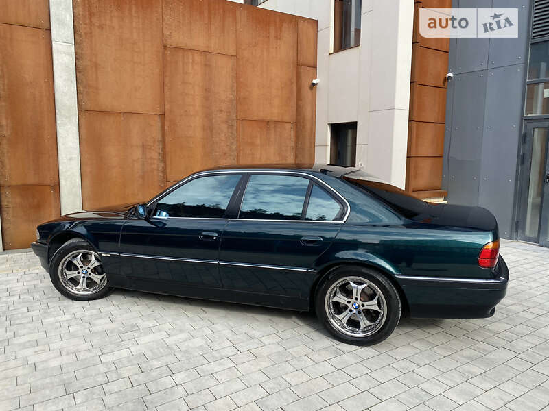 Bmw 728 (1997)