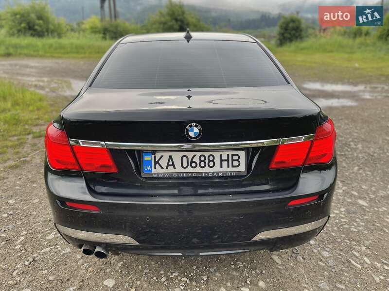 Bmw 7 series (2010)