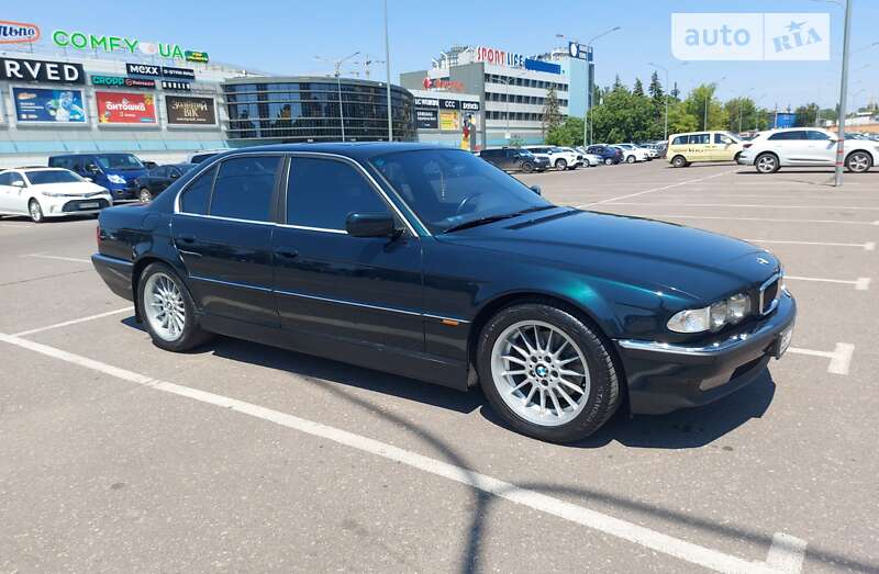 Bmw 7 series (1999)