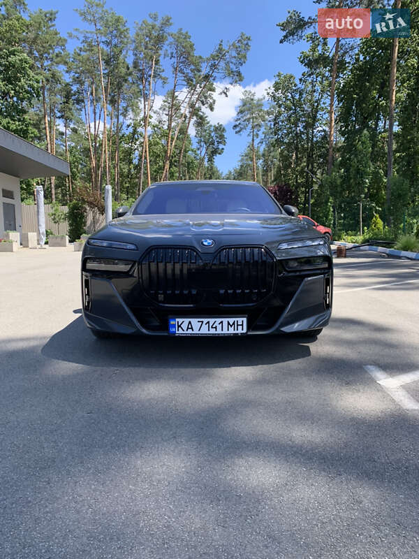 Bmw 7 series (2024)