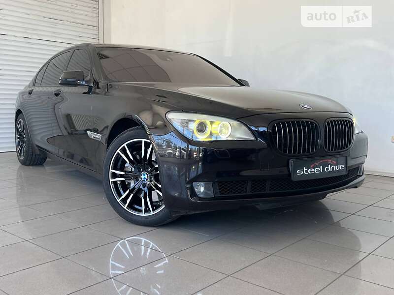 Bmw 7 series (2011)