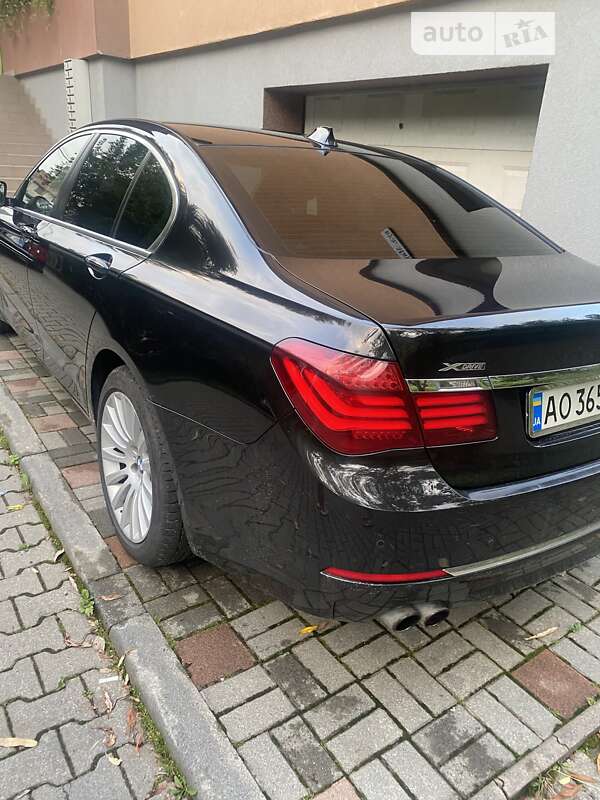 Bmw 7 series (2013)