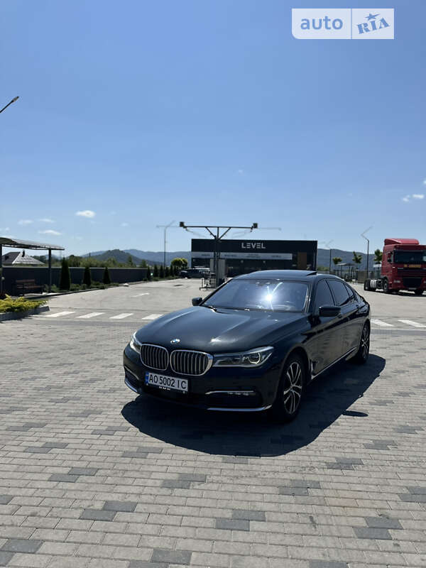 Bmw 7 series (2015)