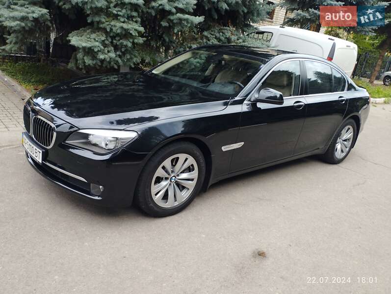 Bmw 7 series (2010)