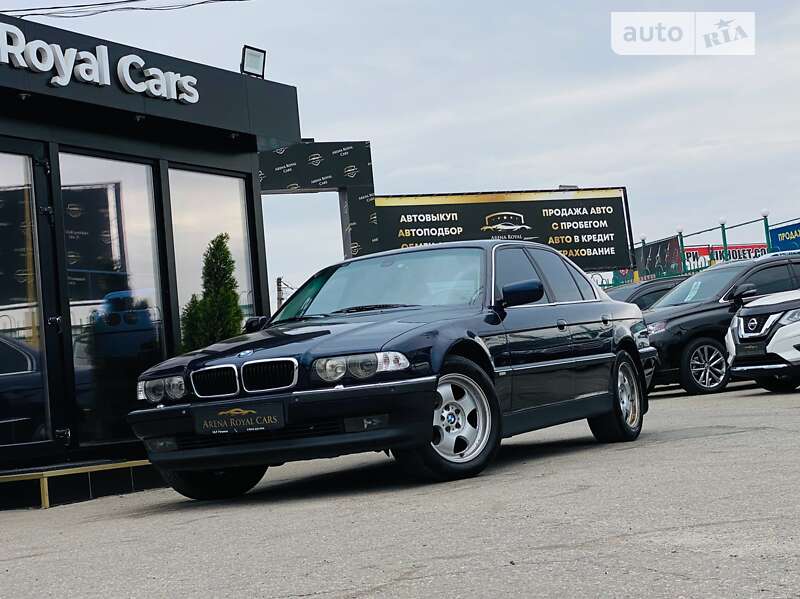 Bmw 740i (1999)