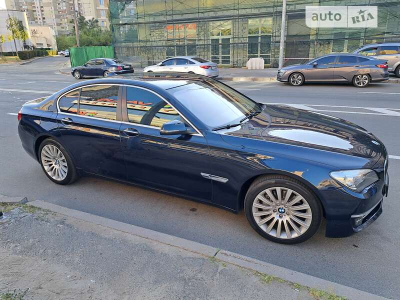 Bmw 730d (2012)