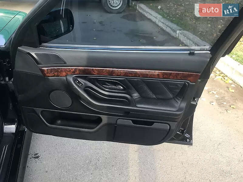 Bmw 7 series (1994)