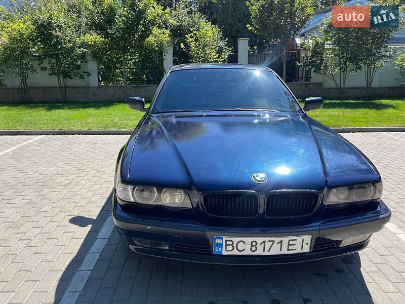Bmw 740i (1998)