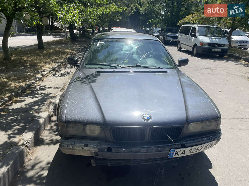 Bmw 7 series (1994)