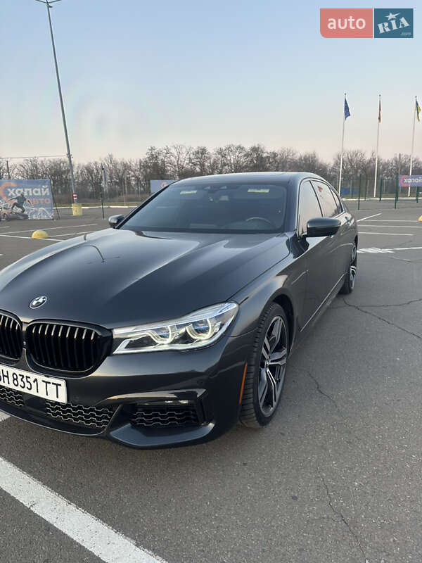 Bmw 7 series (2016)