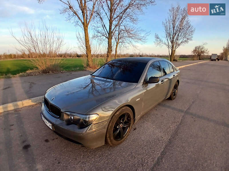 Bmw 7 series (2003)