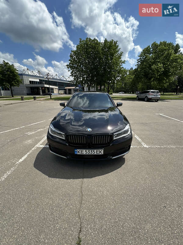 Bmw 7 series (2017)