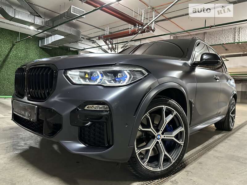 Bmw X5 m50i (2019)