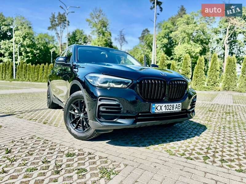 Bmw X5 (2021)