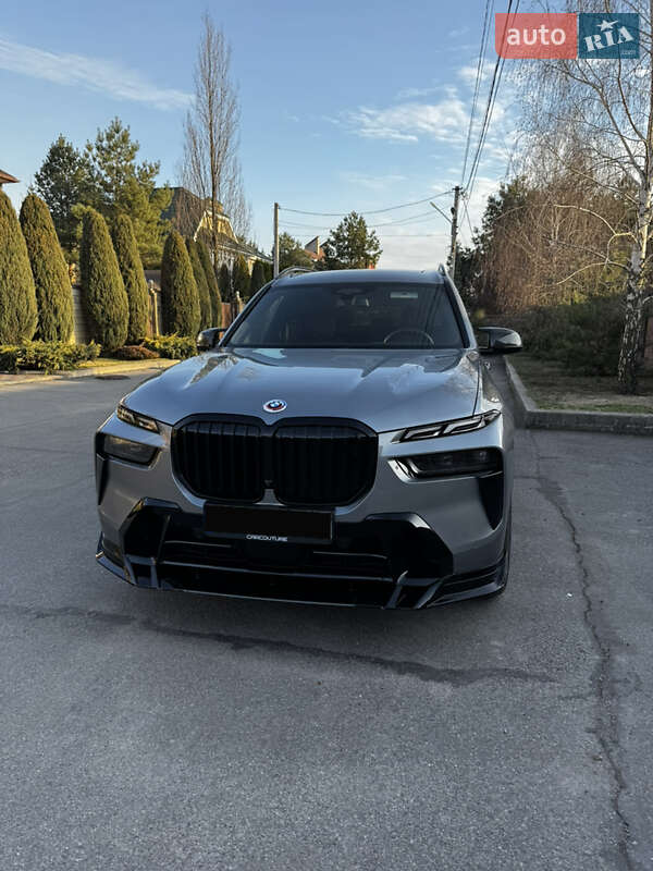 Bmw X7 (2022)