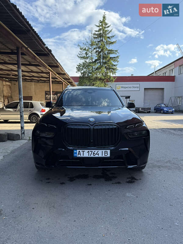 Bmw X7 (2022)