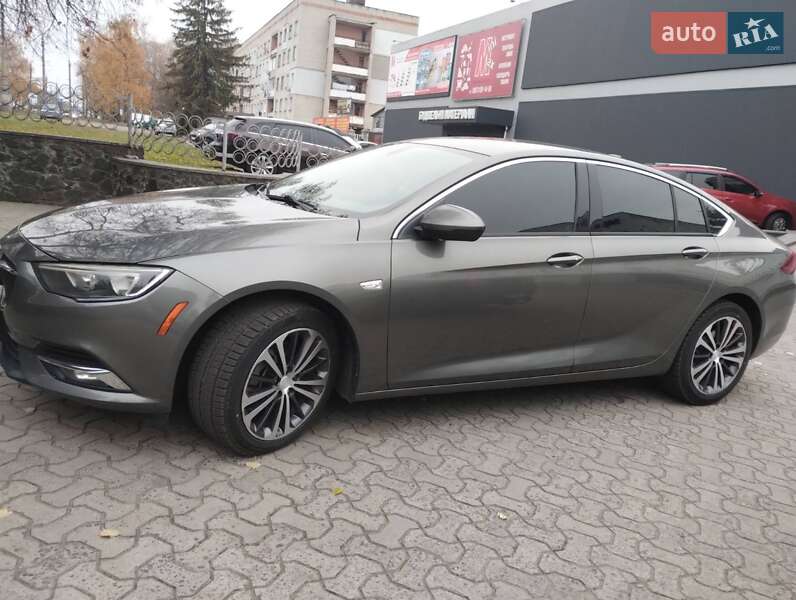 Buick Regal (2018)