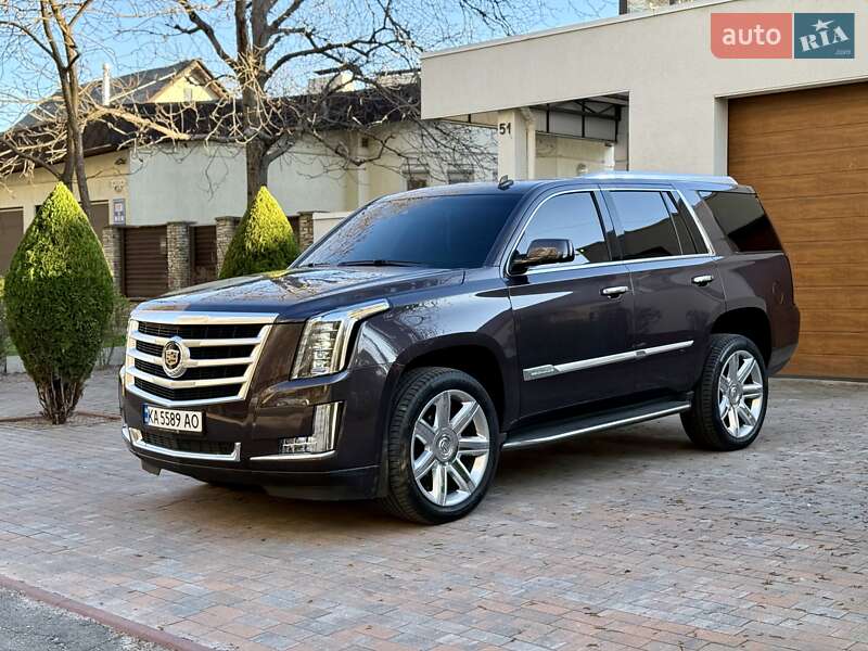 Cadillac Escalade (2014)