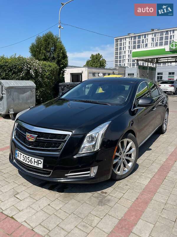 Cadillac Xts (2016)