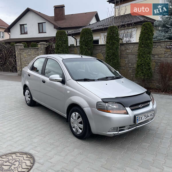 Chevrolet Aveo (2005)