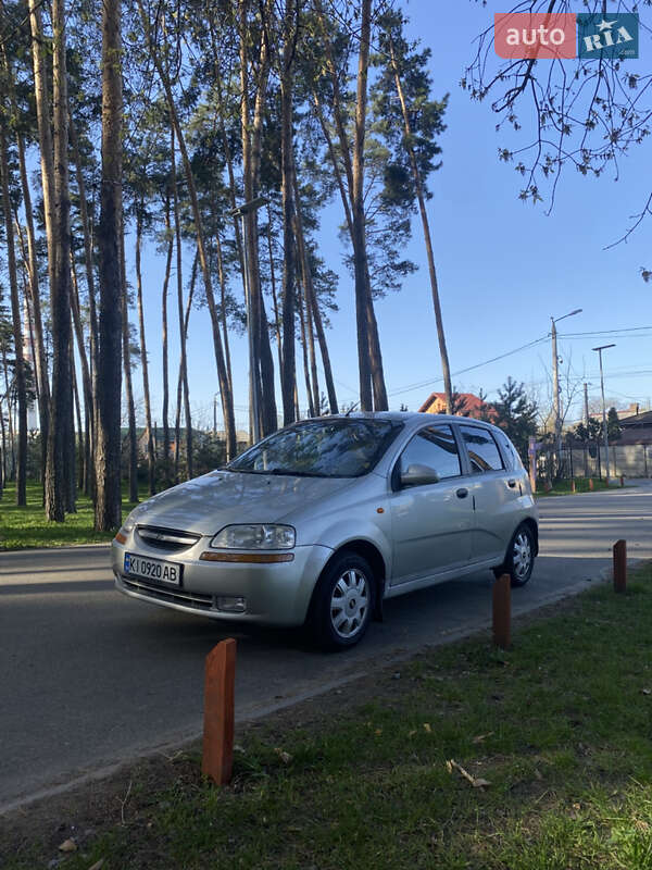Chevrolet Aveo (2005)