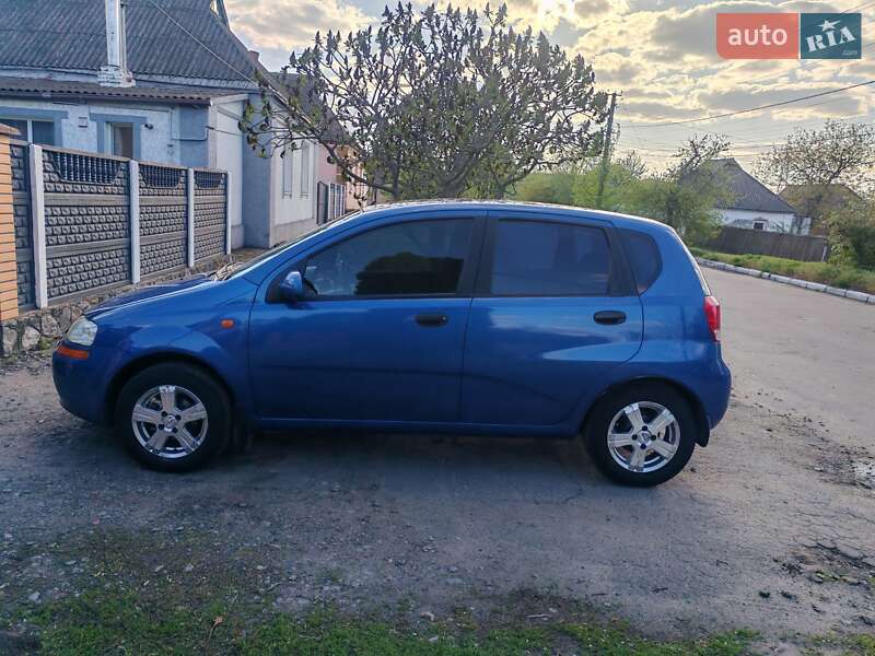 Chevrolet Aveo (2005)