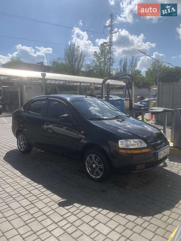Chevrolet Aveo (2005)