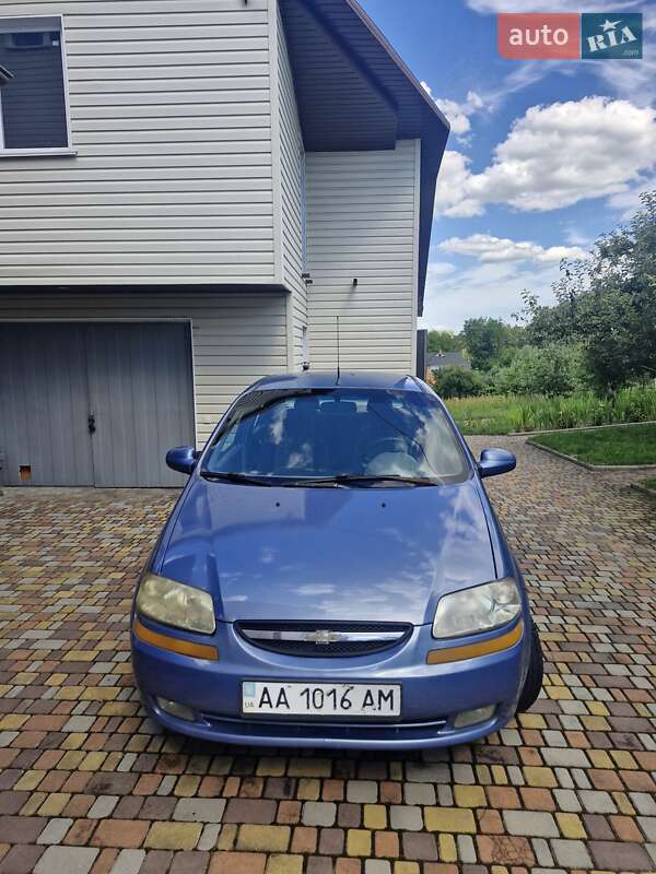 Chevrolet Aveo (2004)