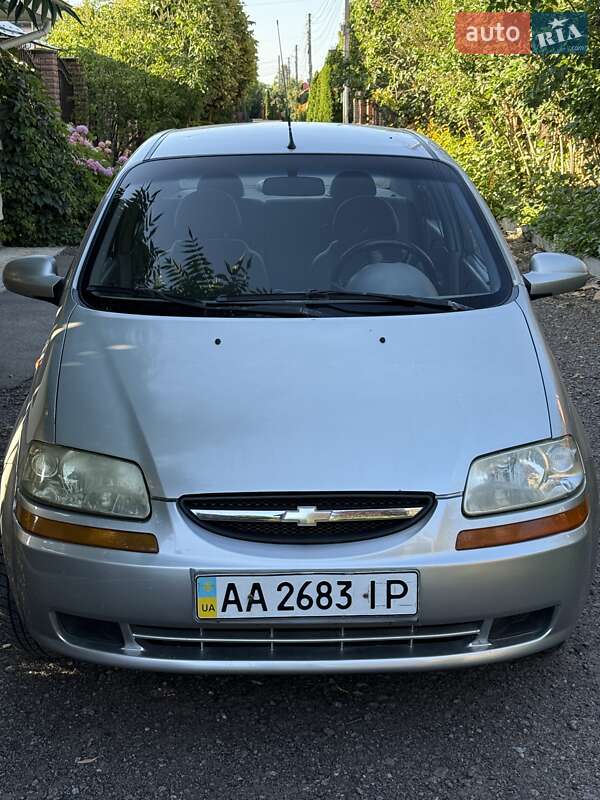Chevrolet Aveo (2004)