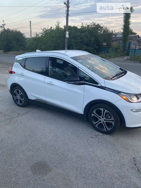Chevrolet Bolt ev (2019)