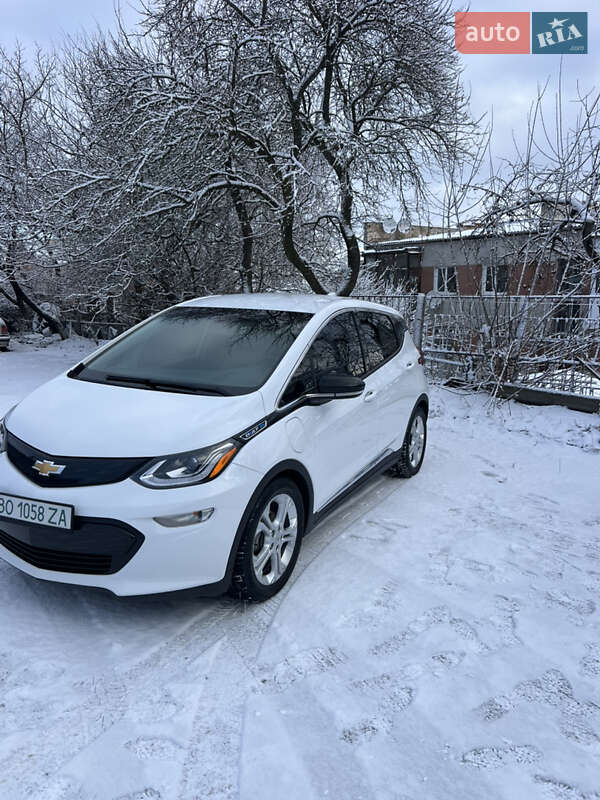Chevrolet Bolt ev (2017)