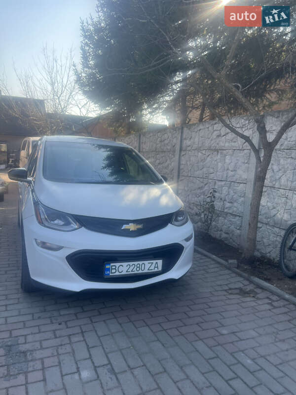Chevrolet Bolt ev (2017)