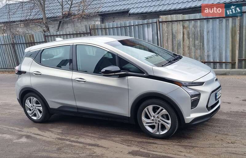 Chevrolet Bolt ev (2023)