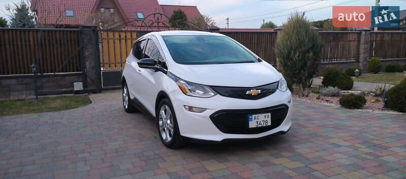 Chevrolet Bolt ev (2020)