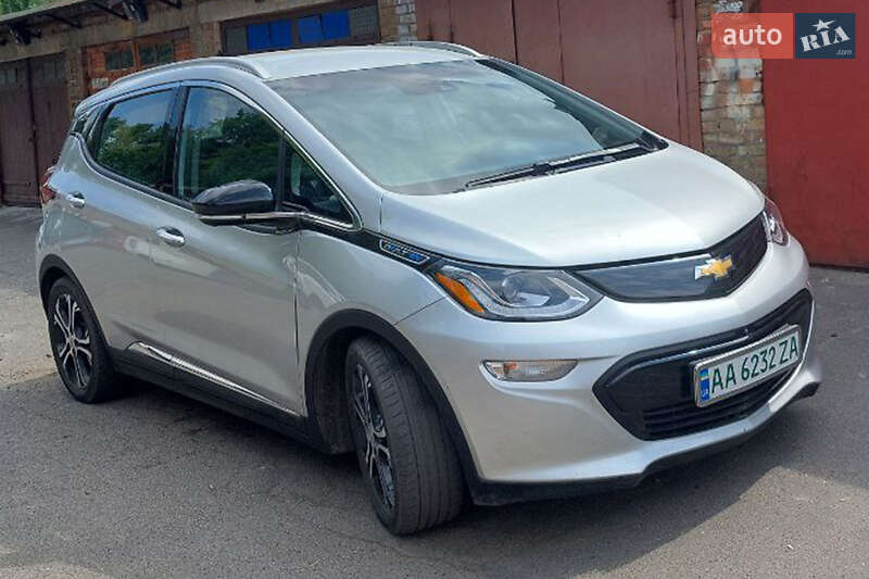 Chevrolet Bolt ev (2017)