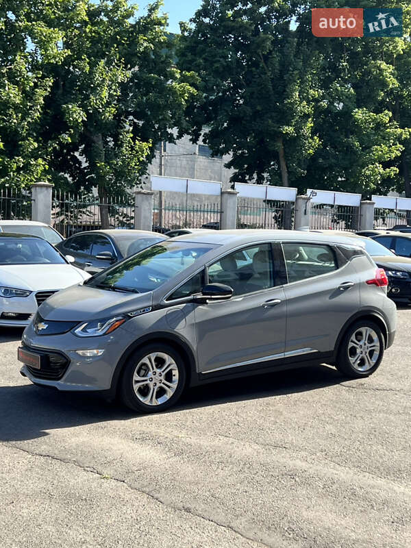 Chevrolet Bolt ev (2020)