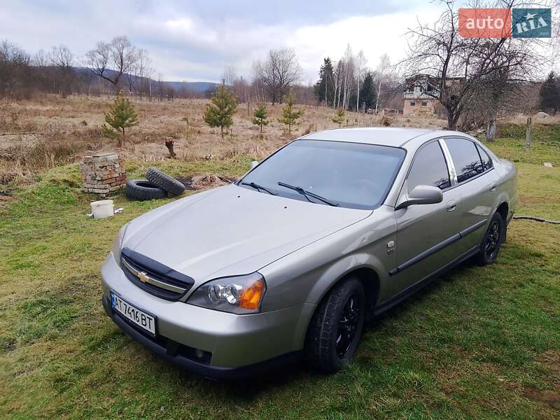 Chevrolet Evanda (2005)