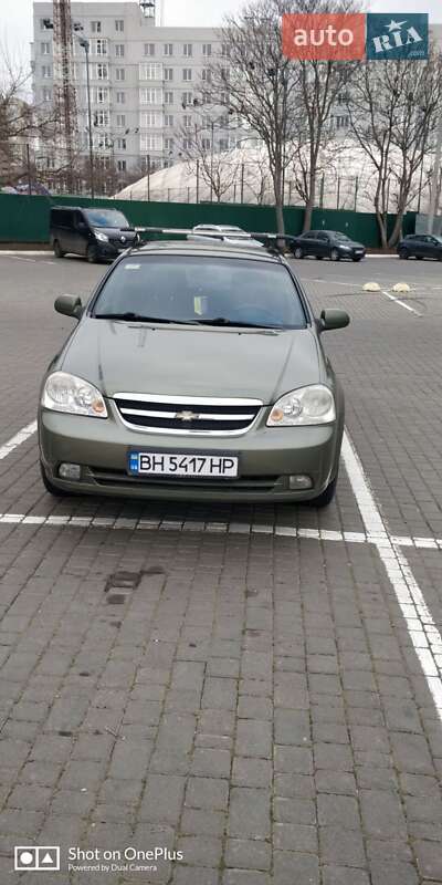 Chevrolet Lacetti (2005)