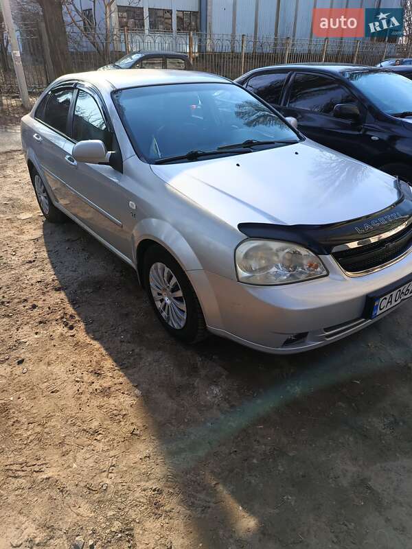 Chevrolet Lacetti (2006)