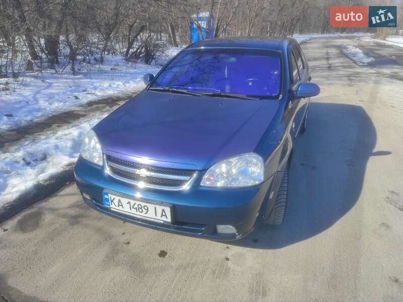 Chevrolet Lacetti (2008)
